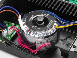 Интегральный стереоусилитель PREMIERA A1S